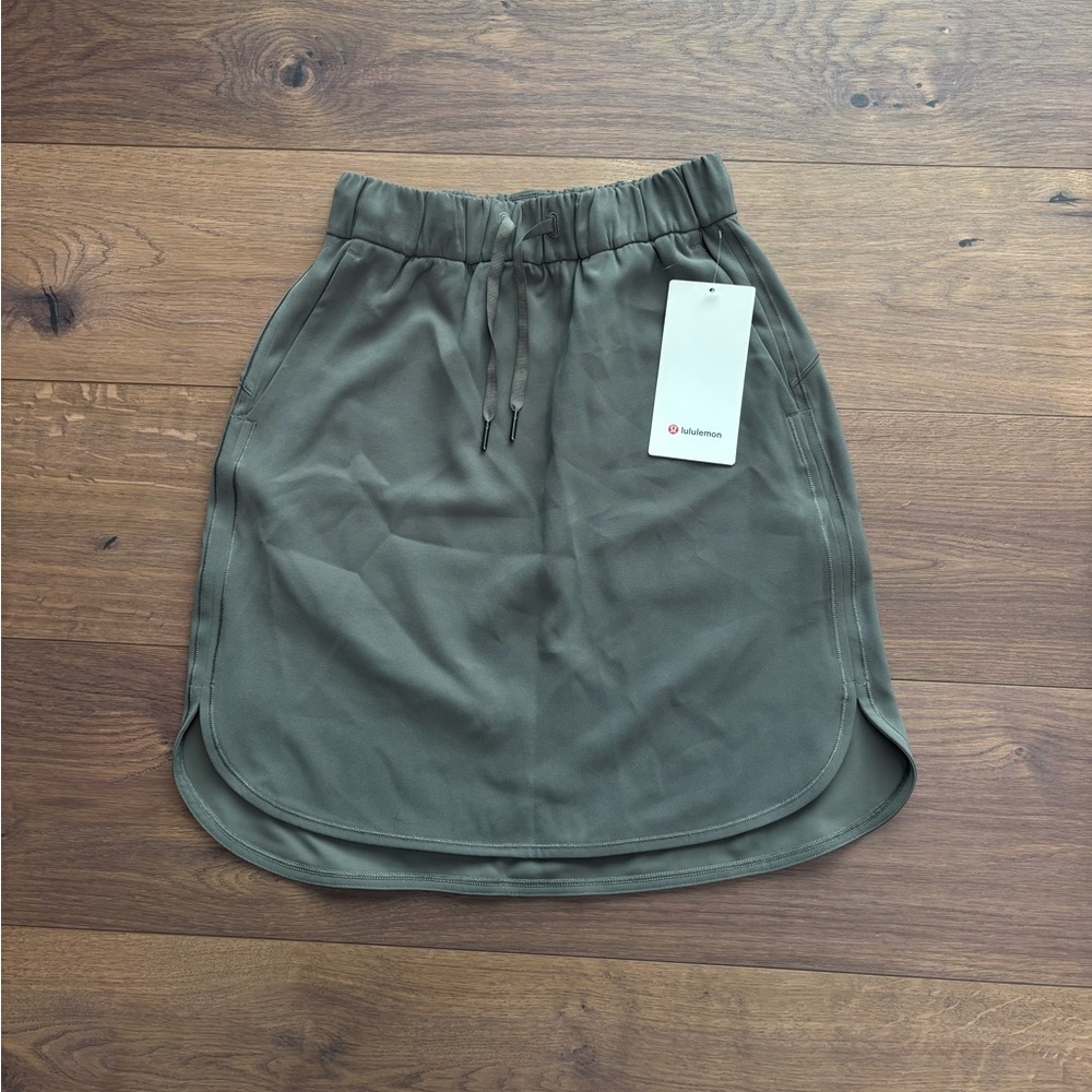 Lululemon On the Fly Skirt